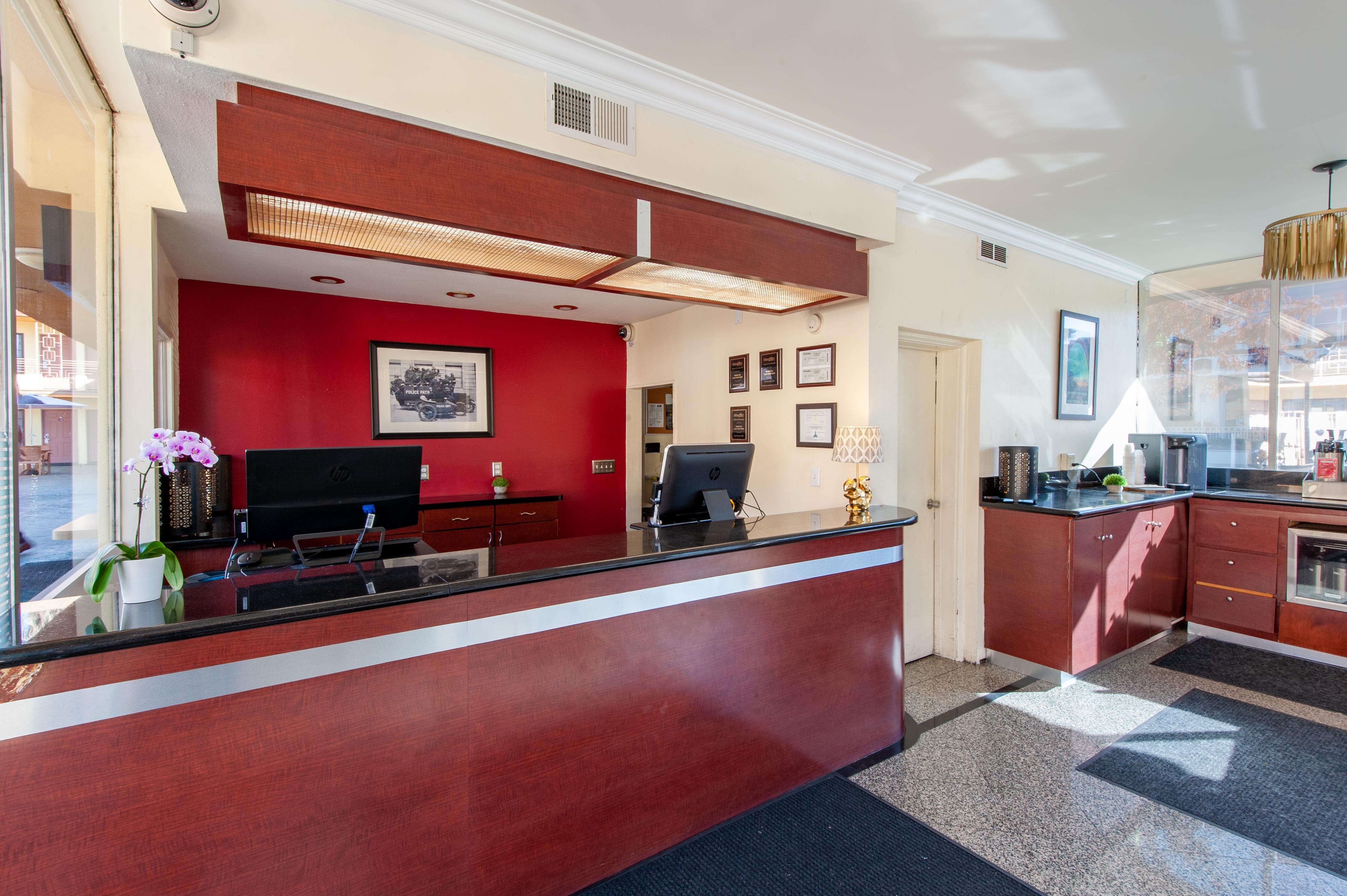 Motel Court Yard Studio City