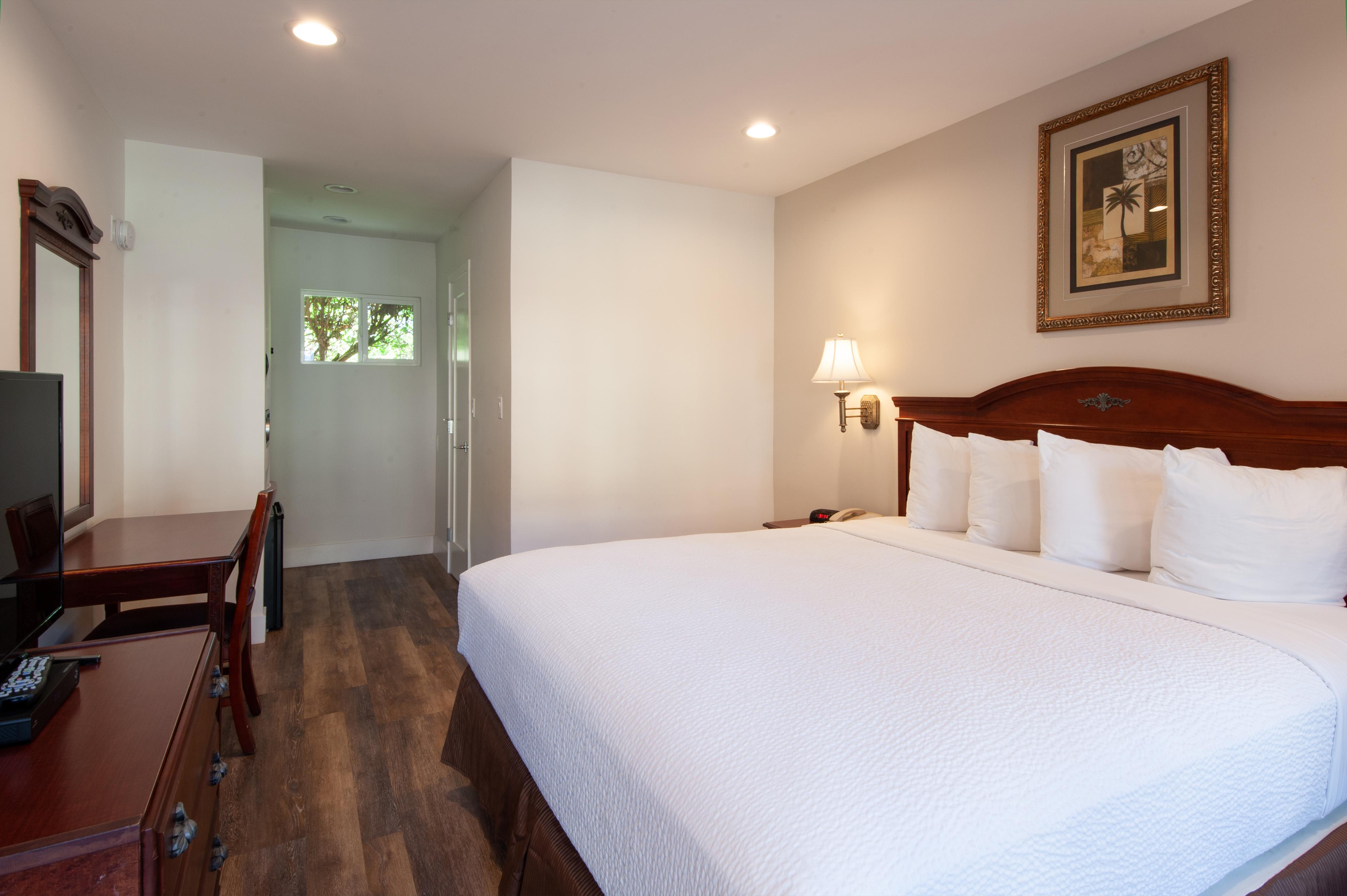 Court Yard 2* Studio City